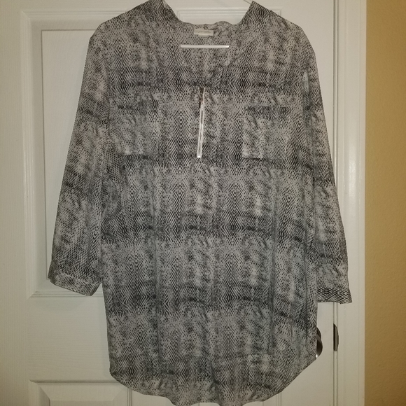 Jaclyn Smith Collection XXL Snakeskin Top - Picture 1 of 8